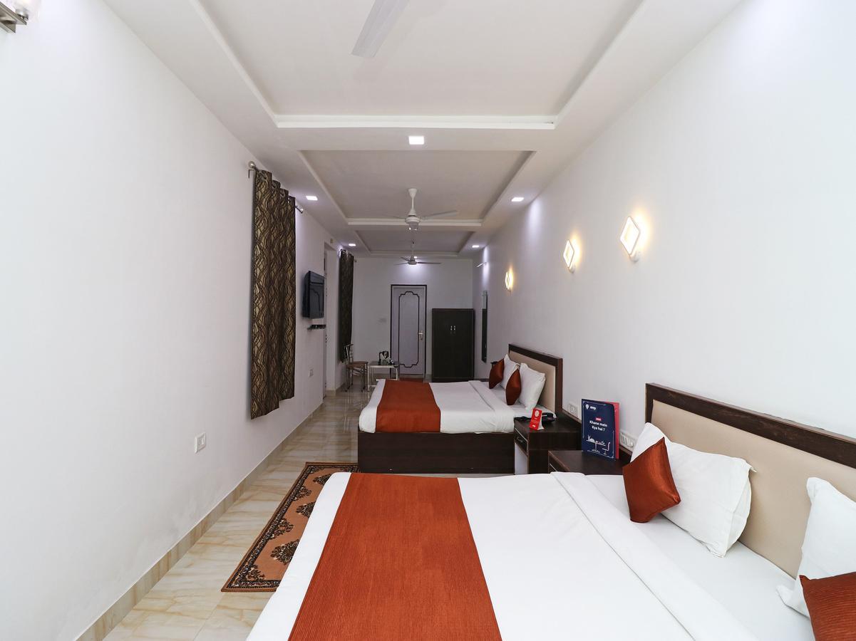 Oyo 11526 Hotel Apollo Agra  Exterior photo